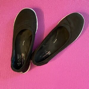 'Bobs' memory foam ballet flats